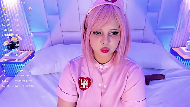XXX chat uživo modela NanaOsaky