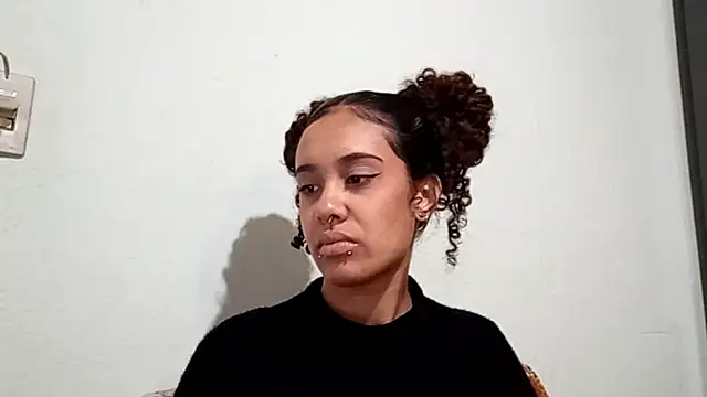 RosannMecardo's Live XXX Chat