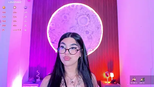 RoseCassie 现场XXX聊天