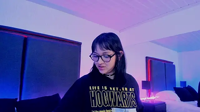LilithBluum's Live XXX Chat