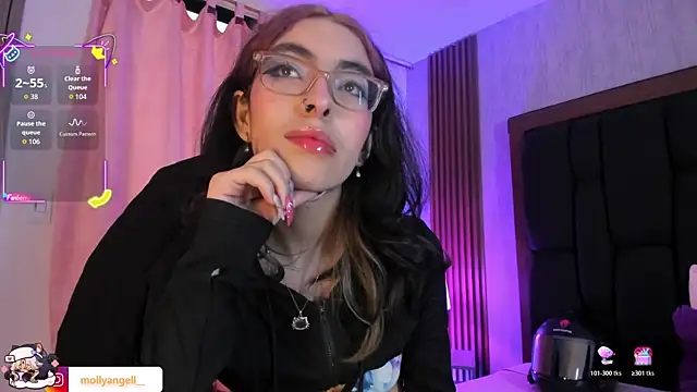 Molly_A's Live XXX Chat