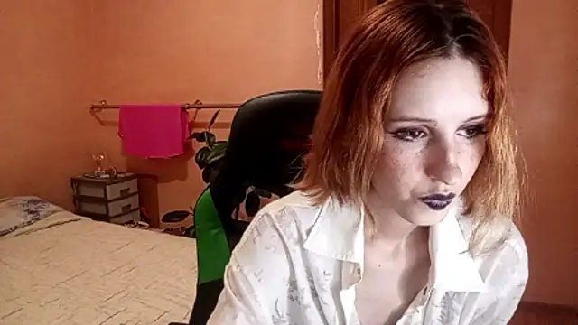 SirenFrost Live XXX Chat