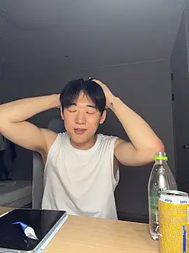 k-kinky 现场XXX聊天