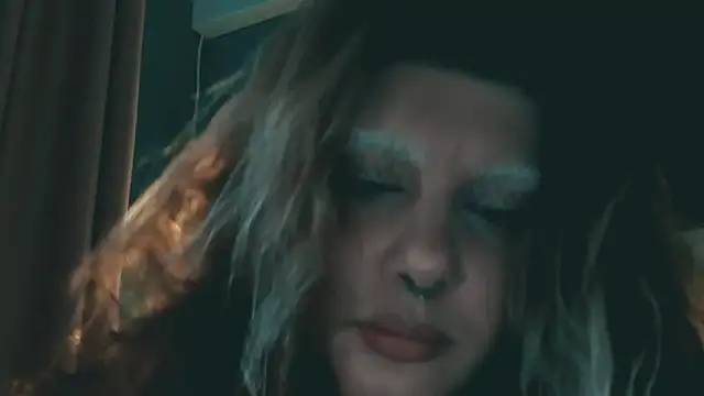 VivienDarkbloom's Live XXX Chat
