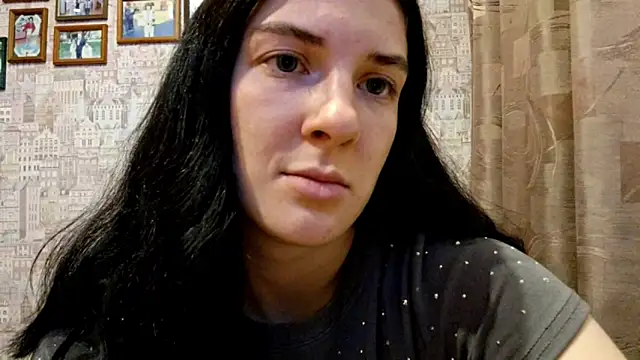 XXX chat uživo modela MoroseViki