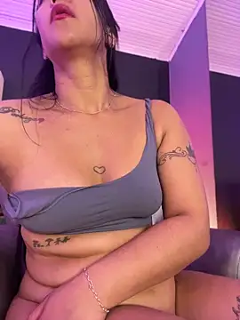 Czat XXX na żywo – BellaFernandez__