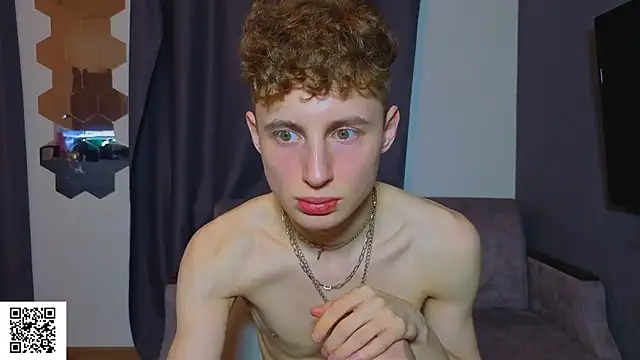 crispinver's Live XXX Chat