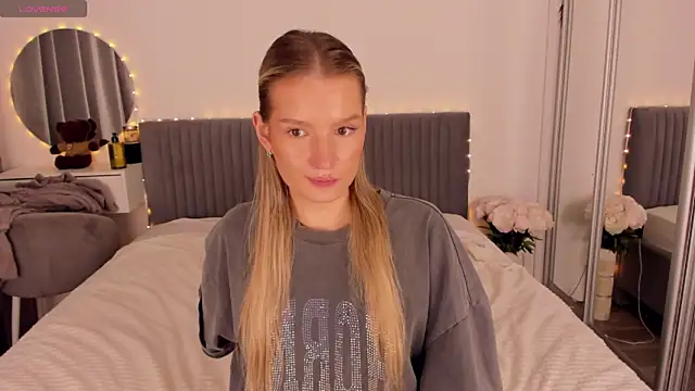 CassieRayssのライブXXXチャット
