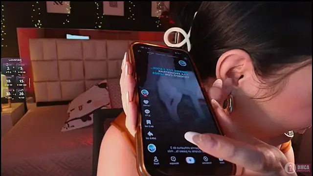 emmy_wattsoon's Live XXX Chat