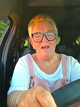 Chat XXX ao vivo de BridgetBlueEyes