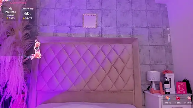 Chatroom XXX en direct de CleoFoxxx_