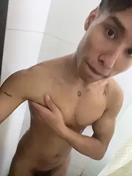 NelModel1 即時 XXX 聊天