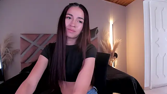 Chat +18 de ella__olmos ao vivo