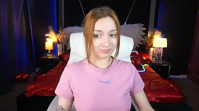 LizzaMoonn Chat XXX in diretta