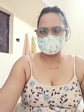 Payal-bhabhi07: онлайн-секс-чат