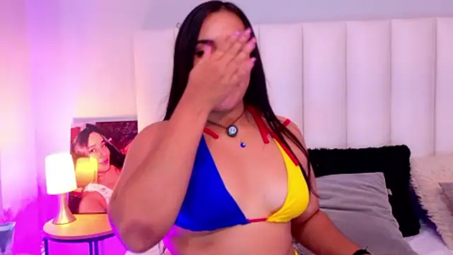 ValenScott1 Adlı Modelin Canlı XXX Sohbeti