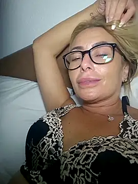 Molliexo's Live XXX Chat