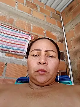 Dirty_Foxx5 – Naživo XXX chat