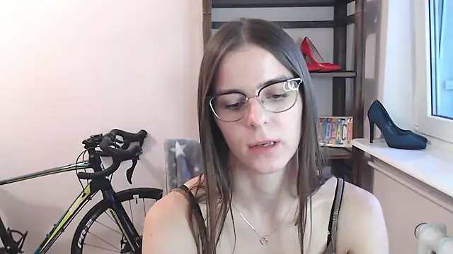 love_megi Chat XXX in diretta