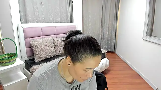 دردشة gaby_trent الجنسية المباشرة