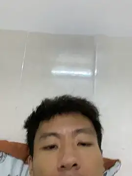 Mr_iphone11 Show Webcam