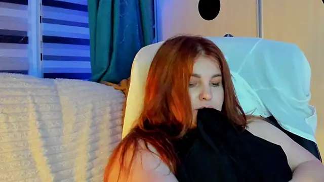 XXX chat uživo modela CoraSwon
