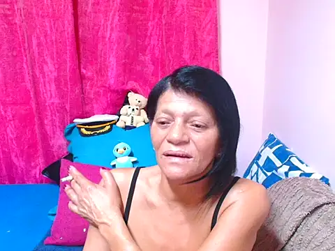 sluttyrox Chat XXX live