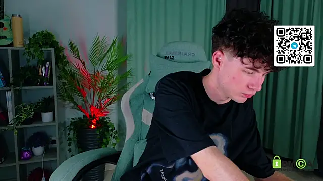 moon_Gloww's Live XXX Chat