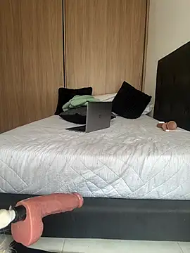 Nicollemays Live XXX Chat