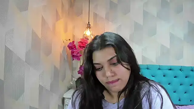 دردشة LindaBreeS الجنسية المباشرة