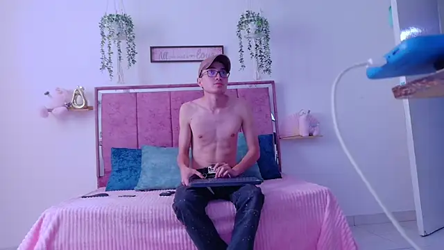 Gael_Rivers Chat XXX in diretta
