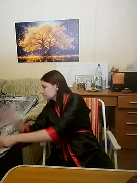 JessicaHolland1 Adlı Modelin Canlı XXX Sohbeti