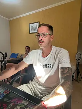 MeladoDiMel's Live XXX Chat