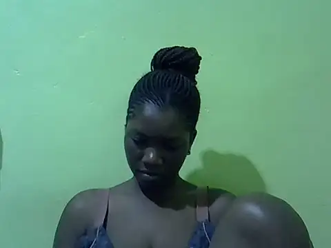 Sweet-Lynn's Live XXX Chat