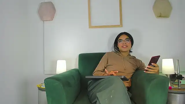 Chatroom XXX en direct de Shar_Foxx