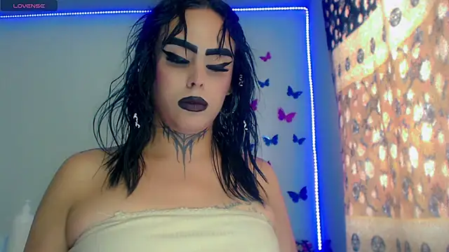 Chat XXX ao vivo de Perla_Hotcortes