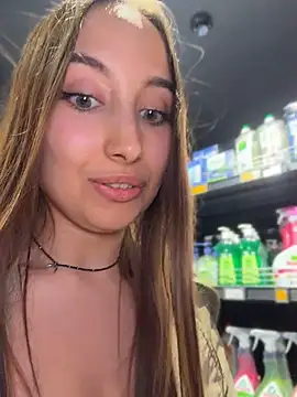 ICrazyOneIRL – Naživo XXX chat