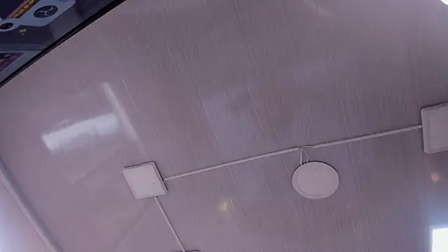 Chat +18 de CherryMyla ao vivo