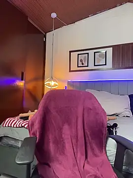 karlamorris_ Adlı Modelin Canlı XXX Sohbeti