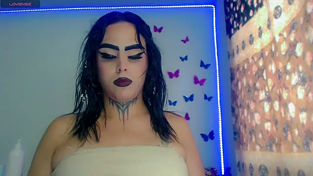 Perla_Hotcortes লাইভ XXX চ্যাট