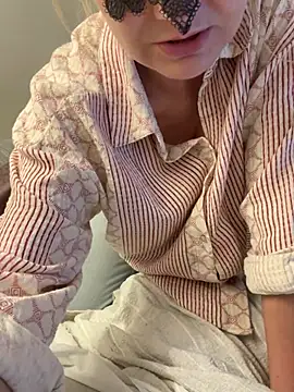 Chat XXX ao vivo de Noliah