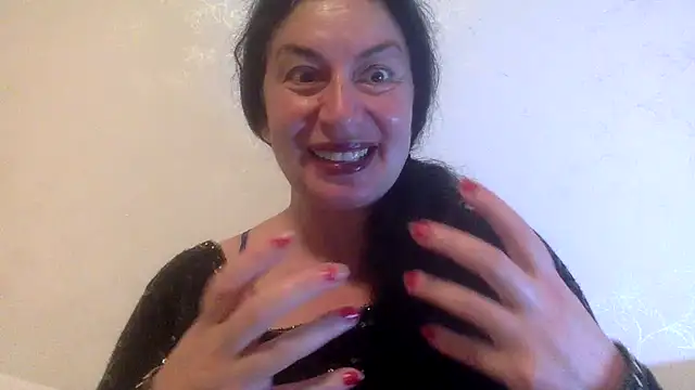 Chat XXX ao vivo de Lizzaa80