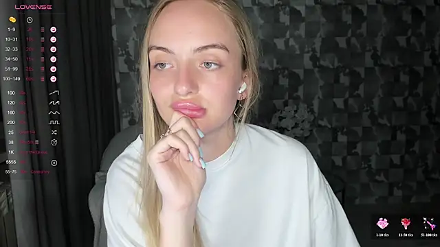 A_delina's Live XXX Chat
