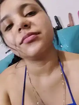 Yesamin_Stone18's Live XXX Chat