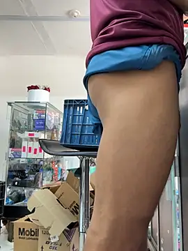Paul22cm- লাইভ XXX চ্যাট
