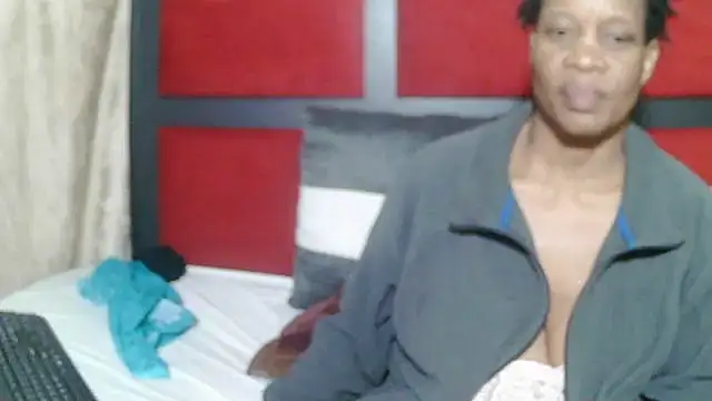 JoycyQueen Chat XXX in diretta