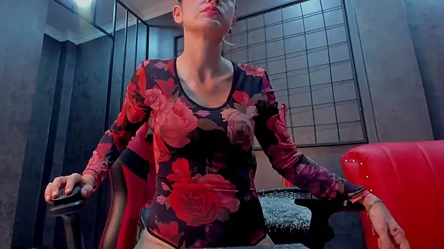 MissCyndee_Loren – Naživo XXX chat