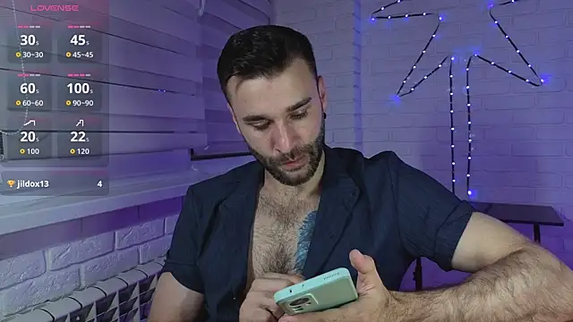 DaddySlava élő XXX-chatje