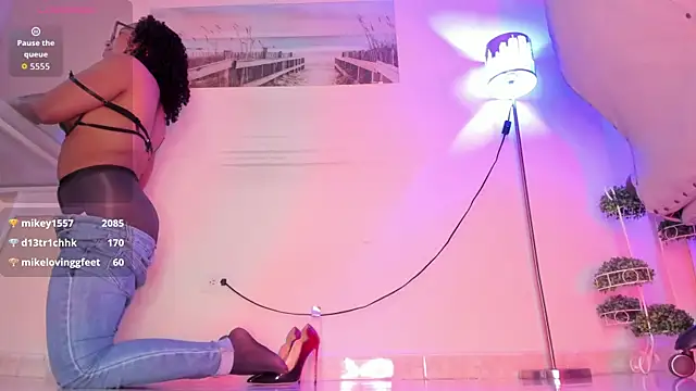 thais_dreams Live XXX-Chat