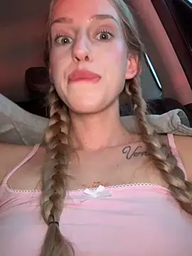 kira_mia XXX чат на живо